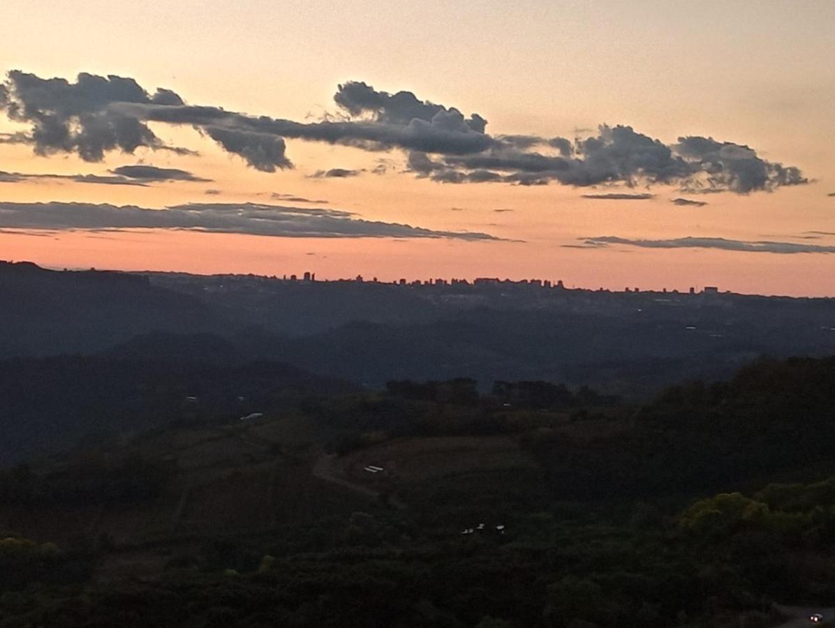 Вилла Casa Temporada Monte Belo Do Sul Monte Belo dol Sul Экстерьер фото
